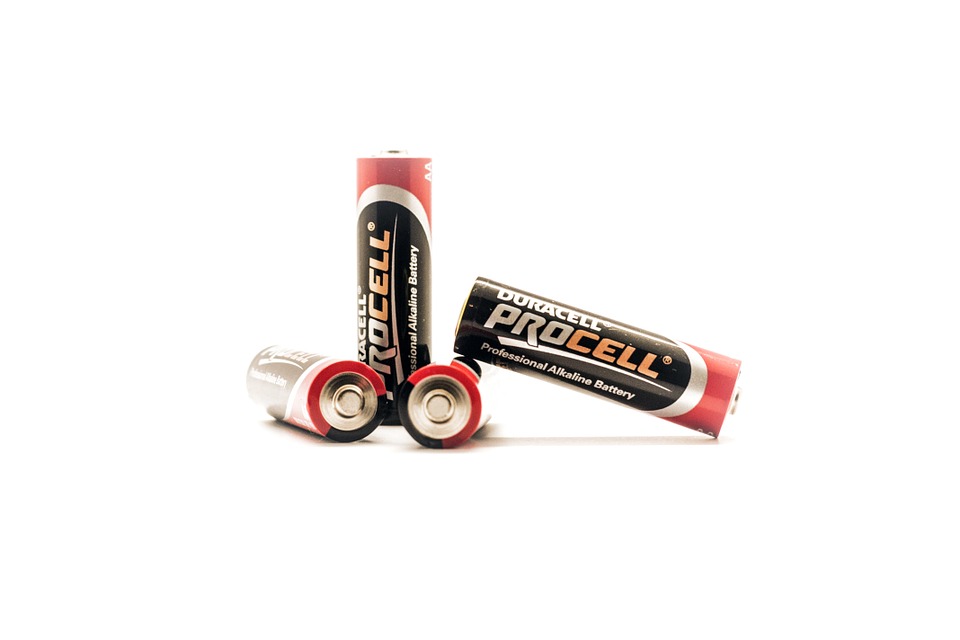 Pre-Charged Rechargeable Batteries AA [Pack of 4]